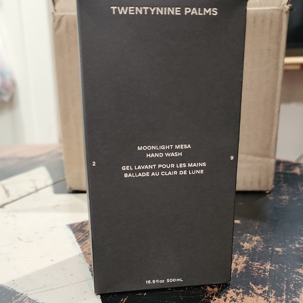 Twentynine Palms Moonlight Mesa Hand Wash 16.9 fl oz Aloe Bergamot Jojoba NEW - Picture 2 of 4